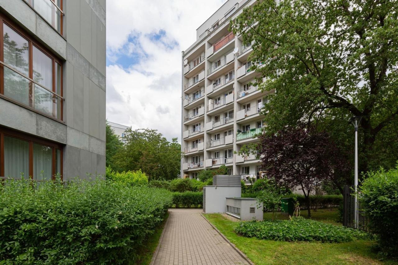 Central Apartment Solec Wilanowska By Noclegi Renters ワルシャワ エクステリア 写真